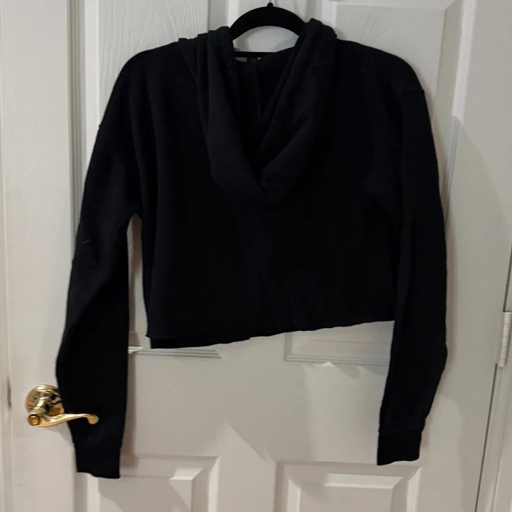 Black Cropped Hoodie with Drawstring - wild fable xs - Picture 3 of 3